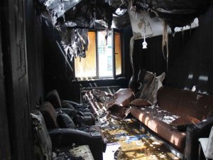 3 Yaşındaki Çocuğun Çakmakla Oyunu 3 Evi Kül Etti