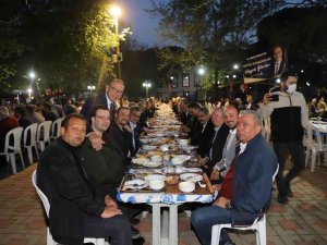 Turgutlu’da Birlik Ve Beraberlik İftarı