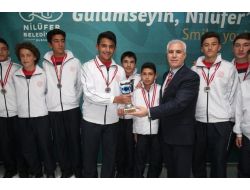 Şampiyonluk Sevincini Başkan Bozbey’le Paylaştılar