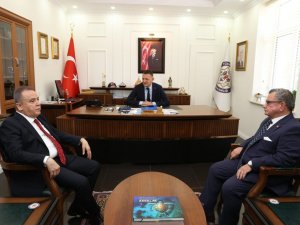 Başkan Böcek: “Projelerimizle Kalıcı Eserler Bırakacağız”
