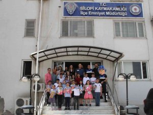 Silopi’de Emniyet Müdürünün Koltuğuna Çocuklar Oturdu