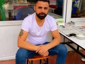 Babası Oğlunu Odasında Ölü Buldu