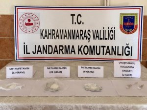 Şüpheli Üzerine Durdurulan Araçtan Uyuşturucu Çıktı