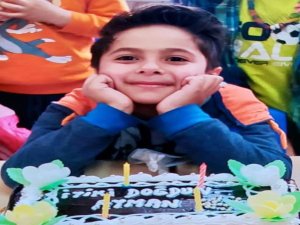 Okulda Doğum Gününü Kutlayan 6 Yaşındaki Çocuk Kazada Öldü