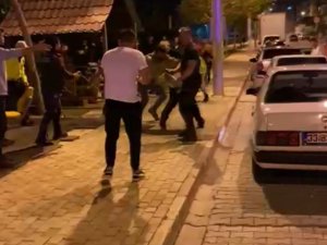 Alkollü Oldukları İddia Edilen 3 Kişi Polisleri Darp Etti