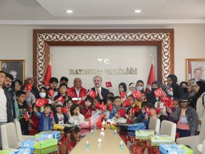 Bayburt’ta Göçmen Çocukların 23 Nisan Sevinci