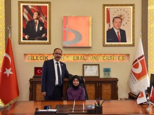 Rektör Beydemir Koltuğunu Çocuk Rektörlere Devretti