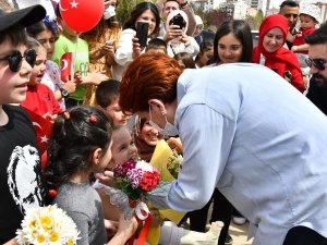 İ̇yi̇ Parti Genel Başkanı Akşener, Çocuk Şenliğine Katıldı