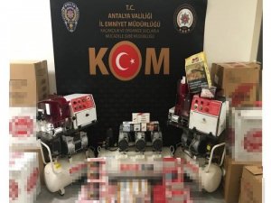 Antalya’da İçi Tütün Dolu 33 Bin Makaron Ele Geçirildi