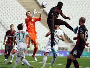 Spor Toto Süper Lig: Fatih Karagümrük: 0 - Gzt Giresunspor: 0 (İ̇lk Yarı)