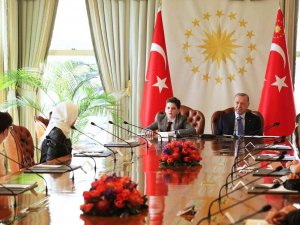 Cumhurbaşkanı Erdoğan Çocukları Kabul Etti