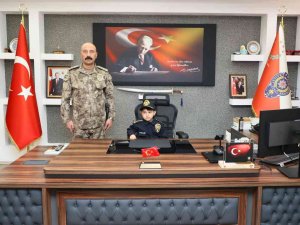 Küçük Toprak, Hakkari Emniyet Müdürü Oldu