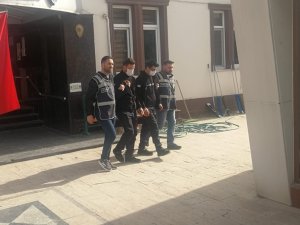 İ̇nşaatlardan Demir Çalıyorlardı, Bu Kez Suçüstü Yakalandılar