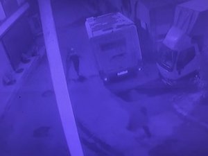 Taksim’de Kadın Turiste Kapkaç Şoku: Turistin Kovaladığı Kapkaççıları Beyoğlu Polisi Yakaladı