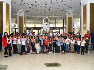 35 Köy Okulu Öğrencisi 5 Yıldızlı Otelde 23 Nisan’ı Kutladı