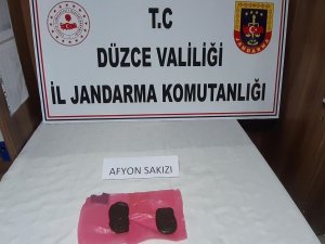 İ̇stanbul’dan Düzce’ye Taksiyle Uyuşturucu Madde Getiren Şüpheli Yakalandı