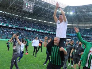 Spor Toto 1. Lig: Kocaelispor:2 - Manisa Fk:1