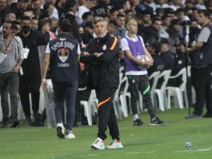 Spor Toto Süper Lig: Altay: 0 - Galatasaray: 1 (İ̇lk Yarı)