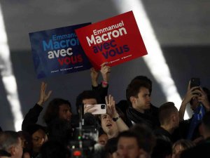 Macron’dan Zafer Konuşması: “Birçok Yurttaşım Beni Desteklemek İçin Değil, Aşırı Sağı Engellemek İçin Bana Oy Verdi”