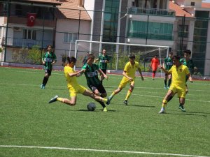 Genç Horozlar Göztepe’yi Geçemedi