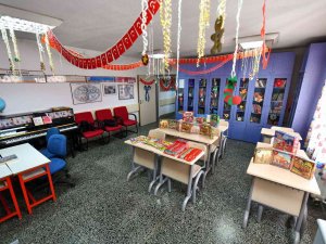 Abb’den Hastanelerde Tedavi Gören Çocuklara Eğitim Desteği