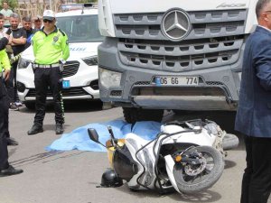 Hatay’da Kamyon İle Çarpışan Motosiklet Sürücüsü Hayatını Kaybetti