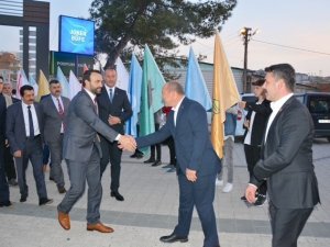 Cumhur İ̇ttifakı Mhp’nin İftarında Buluştu
