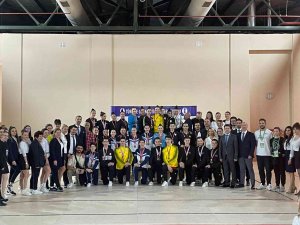 Manisa Bbsk’lı Cimnastikçilerden 12 Madalya
