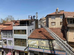 Baca Yangını Korkuttu