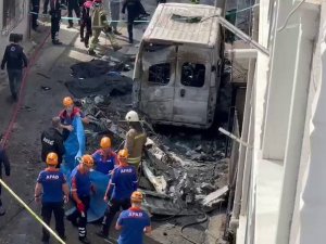Bursa’da Eğitim Uçağı Evlerin Arasına Düştü: 2 Ölü