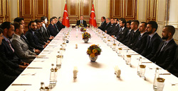 Cumhurbaşkanı Erdoğan, Süper Lig takım kaptanlarını kabul etti