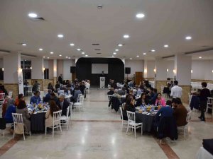 Dostek Koleji’nden Okul Müdürlerine İftar Yemeği