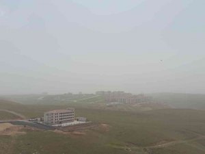 Toz Taşınımı Nedeniyle Ankara-siirt Seferlerini Yapan Uçak Batman’a İndi