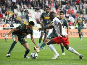 Spor Toto Süper Lig: Sivasspor: 0 - Aytemiz Alanyaspor: 0 (İ̇lk Yarı)