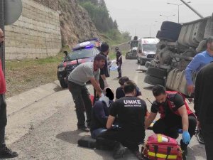 Siirt’te Viraj Alamayan Beton Mikseri Devrildi: 1 Yaralı