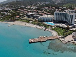 Çeşme Otellerinde Bayram Hareketliliği