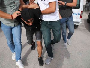 Tornavida İle Taksi Gasp Eden Zanlı Polisten Kaçamadı