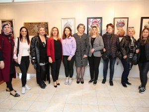 40 Renk 40 Dokunuş Sergisi Aksm’de