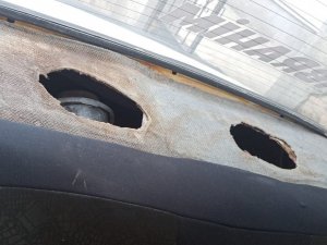 Park Halindeki Otomobilin Ses Sistemleri Çalındı