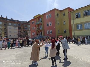 Yeni Nesil, Geleneksel Çocuk Oyunlarını Öğreniyor