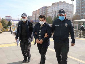 İ̇şten Kovulunca Çalıştığı Sitenin Çatısını Yakan Kapıcının Cezası Belli Oldu