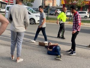 Otomobille Çarpışan Motosikletin Sürücüsü Yaralandı