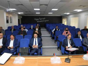 Subü’de 2021 Yılı Birim Performansları Değerlendirildi