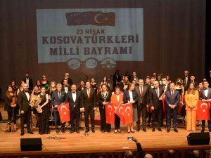 Kosova Türkleri Milli Bayramı Rumeli Ezgileri Konseri İle Kutlandı
