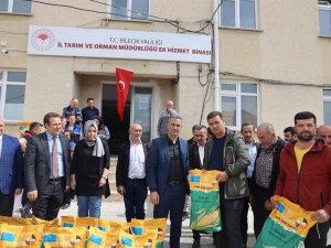 Çiftçiye 4 Ton Danelik Mısır Tohumu Dağıtıldı