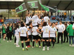 Şampiyonluk Yaşayan Horozkentspor, Maddi İmkansızlıklarla Boğuşuyor