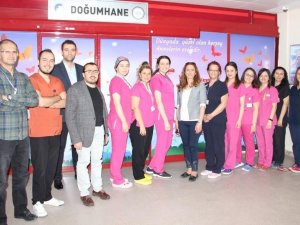 Hastane Yönetimi Ebelerin Haftasını Kutladı