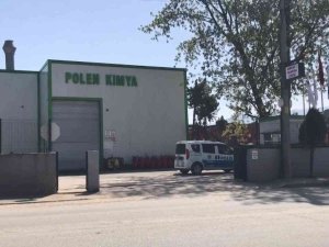 Fabrikada Çalışan İşçinin Üzerine Makine Kapağı Düştü