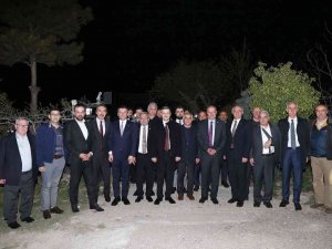 Ato Başkanı Baran, Bürokrasi, Siyaset, Akademi Ve İş Dünyasını İftarda Bir Araya Getirdi