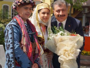 Sağlık Bakanı Koca: “İ̇ki Buçuk Senedir Çok Zorlu Mücadele Verdik”